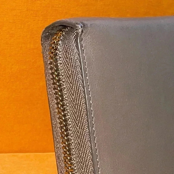 Ysl Zippy Wallet - Picture 3 of 14